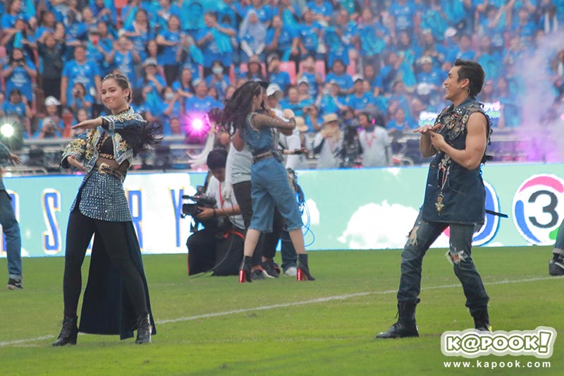 ขบวนพาเหรด งานบอล ช่อง 3 ขบวนพาเหรด งานบอล ช่อง 3