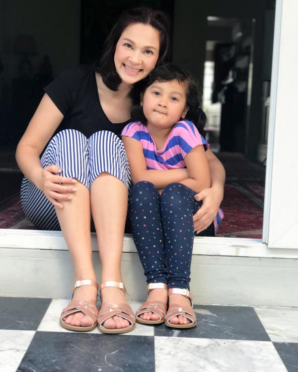 แหม่ม สุริวิภา แหม่ม คัทลียา แหม่ม สุริวิภา แหม่ม คัทลียา