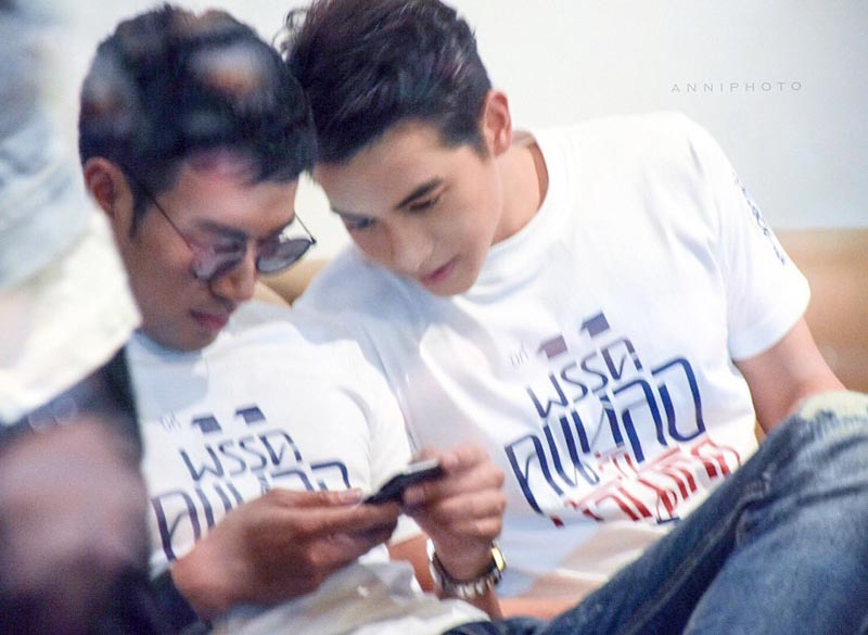 เจมส์ จิรายุ เจมส์ จิรายุ