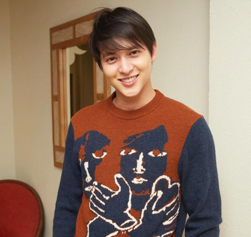 เจมส์ จิรายุ เจมส์ จิรายุ