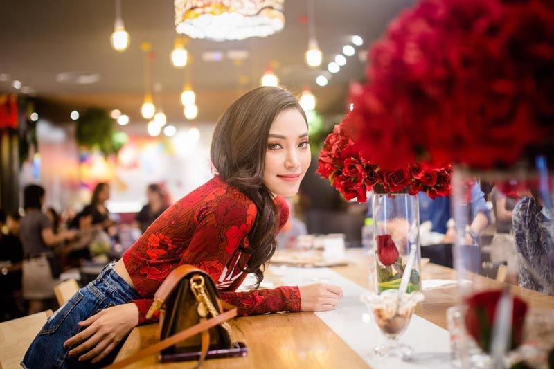 เมย์ พิชญ์นาฏ เมย์ พิชญ์นาฏ