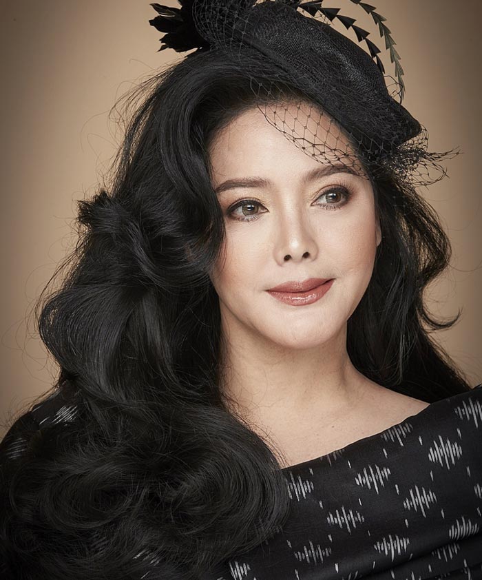 เหมียว ชไมพร เหมียว ชไมพร