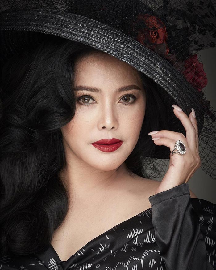 เหมียว ชไมพร เหมียว ชไมพร