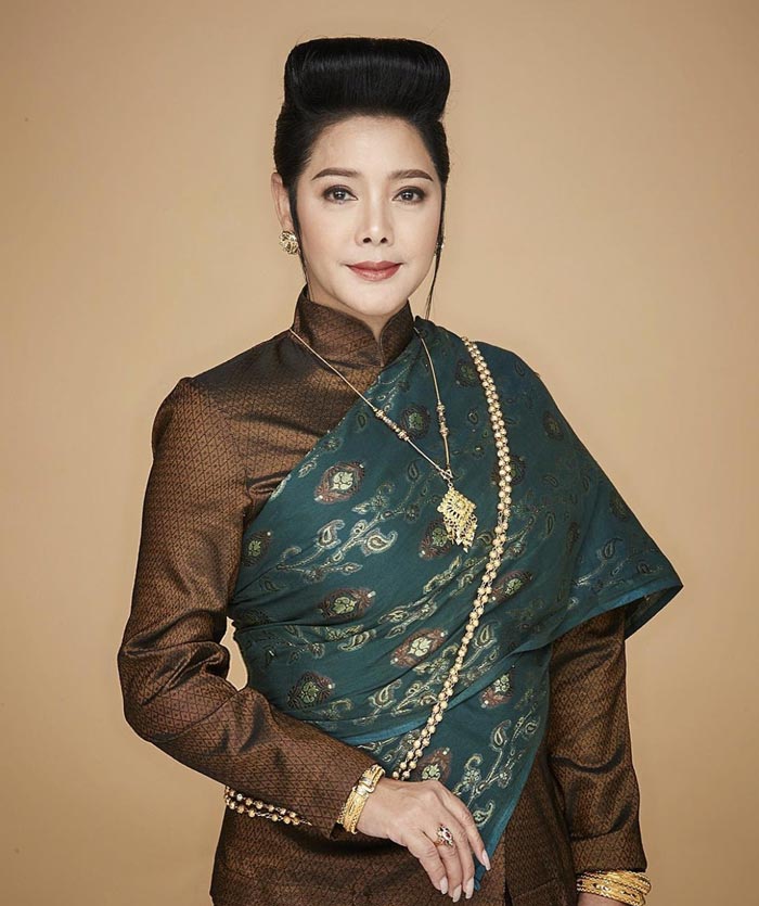 เหมียว ชไมพร เหมียว ชไมพร