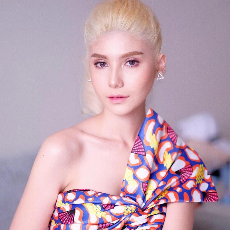 สาวซาร่า คาซิงกีนี สาวซาร่า คาซิงกีนี