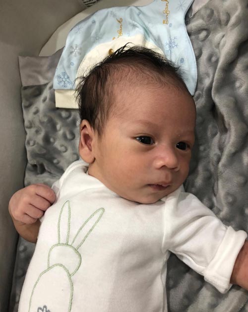 น้องโพธิ์ ลูก ชาคริต แอน ภัททิรา น้องโพธิ์ ลูก ชาคริต แอน ภัททิรา