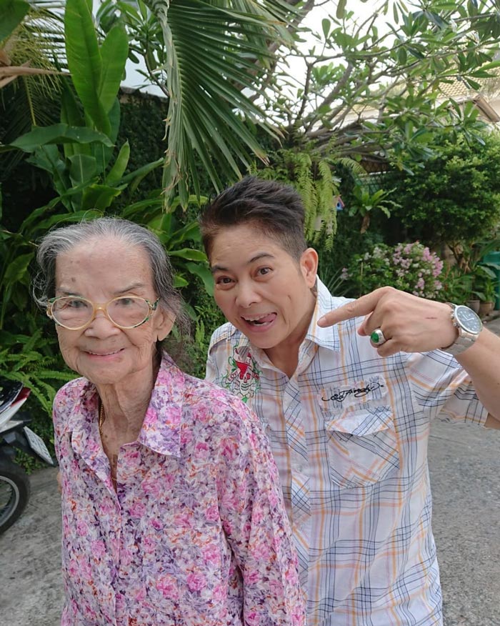 มารศรี อิศรางกูร มารศรี อิศรางกูร