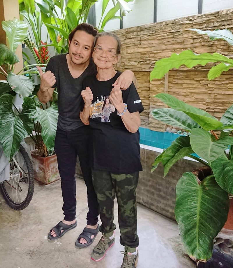 มารศรี อิศรางกูร มารศรี อิศรางกูร