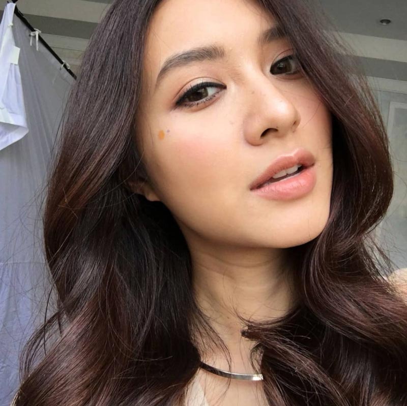 มิว นิษฐา ไฮโซเซนต์ มิว นิษฐา ไฮโซเซนต์