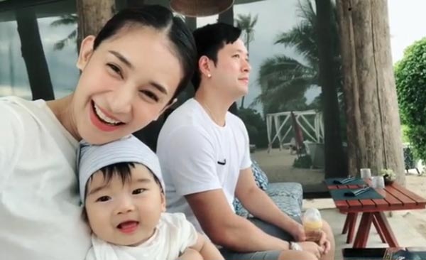 น้องอคิณ ลูกชาย เนย โชติกา ไฮโซอาร์ม น้องอคิณ ลูกชาย เนย โชติกา ไฮโซอาร์ม