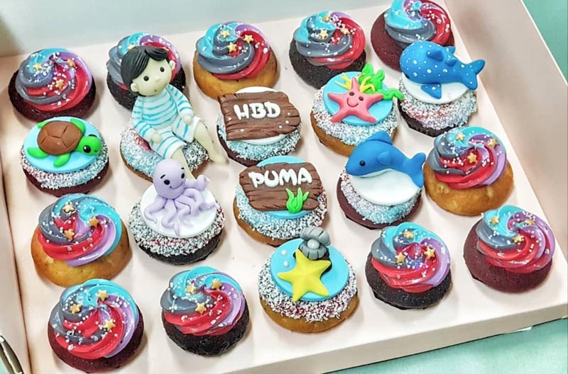 พลอย ปีเตอร์ พลอย ปีเตอร์