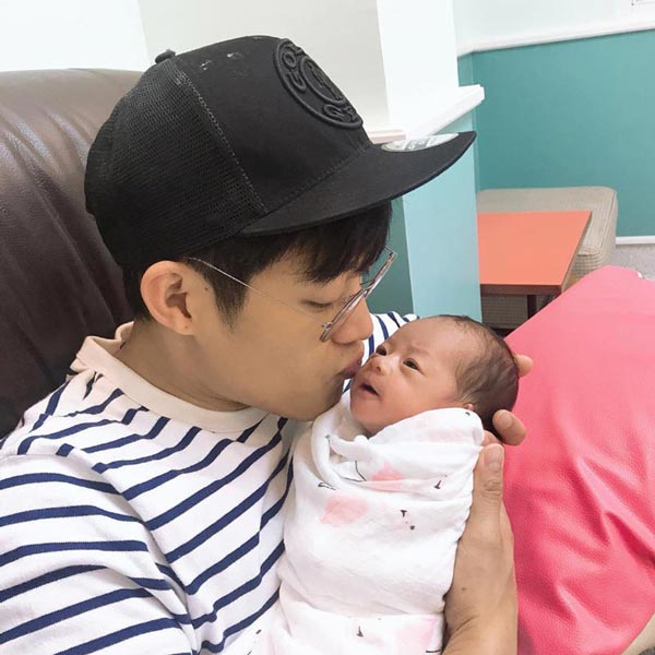 น้องริสา ลูกสาว ตู่ ภพธร น้องริสา ลูกสาว ตู่ ภพธร