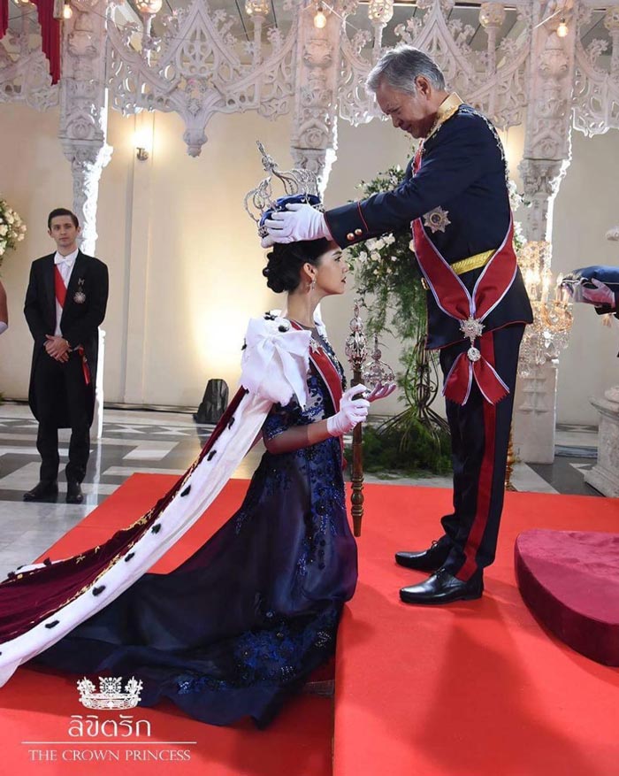 ลิขิตรัก The Crown Princess ลิขิตรัก The Crown Princess