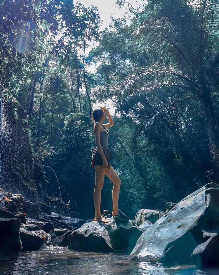 โฟร์ ศกลรัตน์ บิกินี่ โฟร์ ศกลรัตน์ บิกินี่