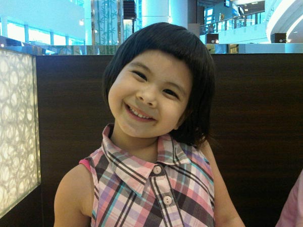 ลิซซี่ เฟลิเซีย ลิซซี่ เฟลิเซีย