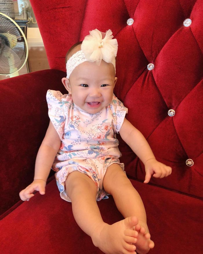 น้องนาฬิกา ลูกสาว เอ็ม บุษราคัม น้องนาฬิกา ลูกสาว เอ็ม บุษราคัม