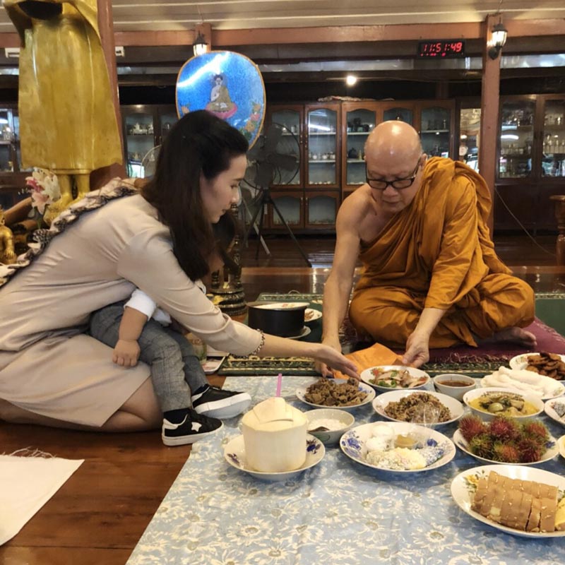 แซนวิช ปภาดา น้องลีออง แซนวิช ปภาดา น้องลีออง