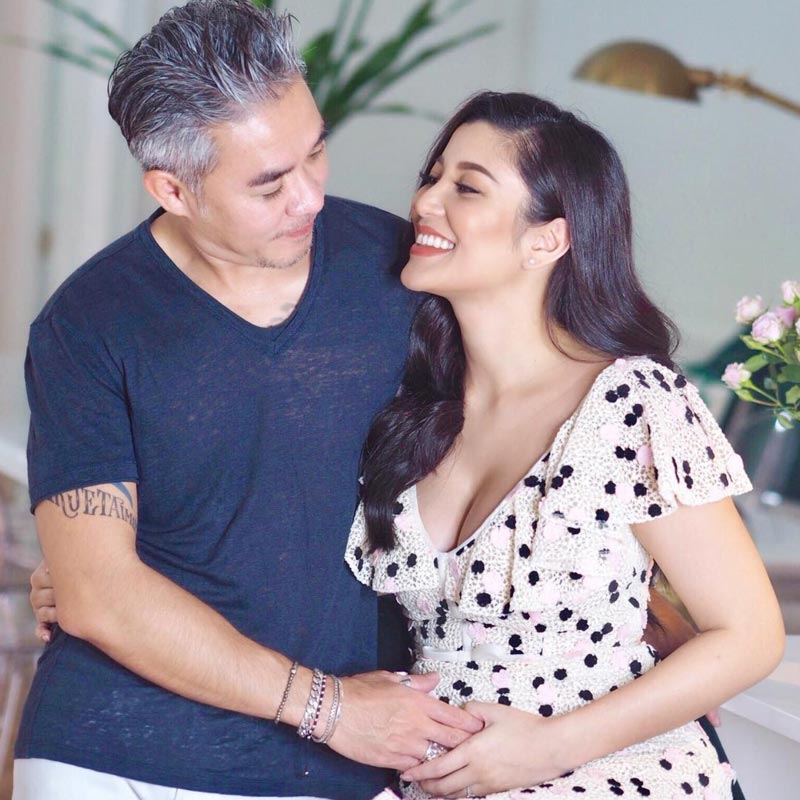 เอมมี่ ไฮโซเจมส์ เอมมี่ ไฮโซเจมส์