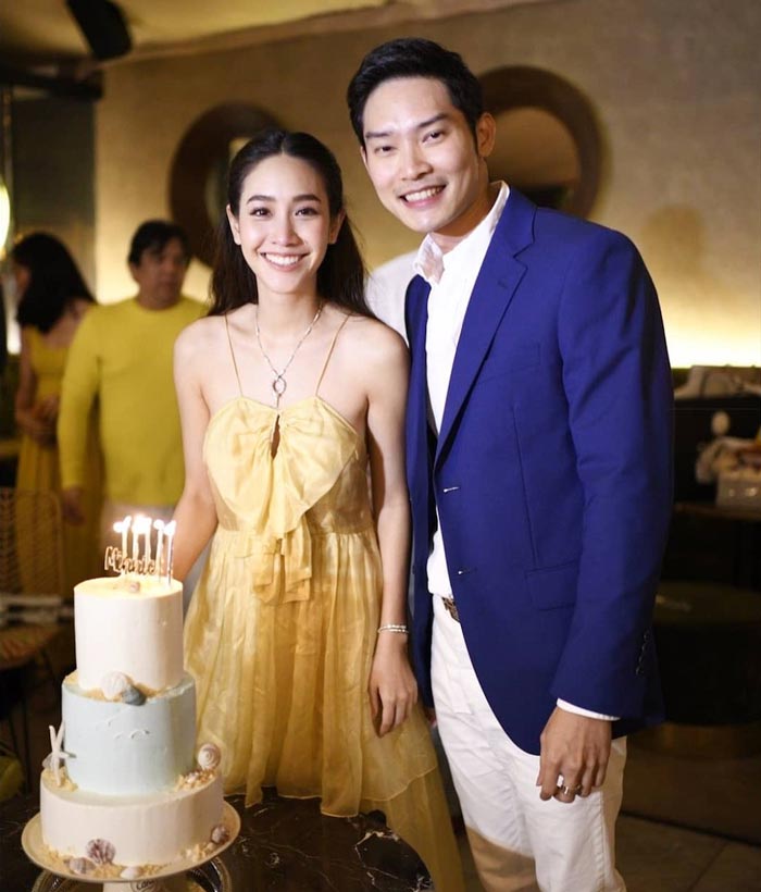 มิน พีชญา มิน พีชญา