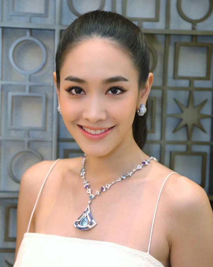 มิน พีชญา มิน พีชญา