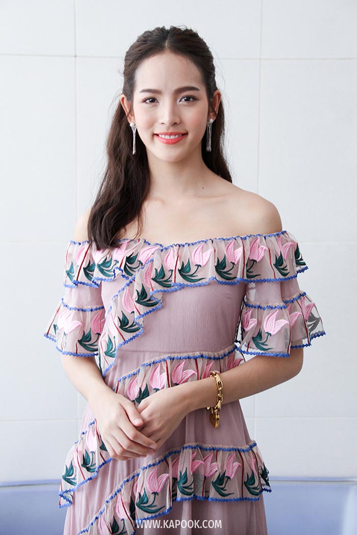 โตโน่ ณิชา โตโน่ ณิชา