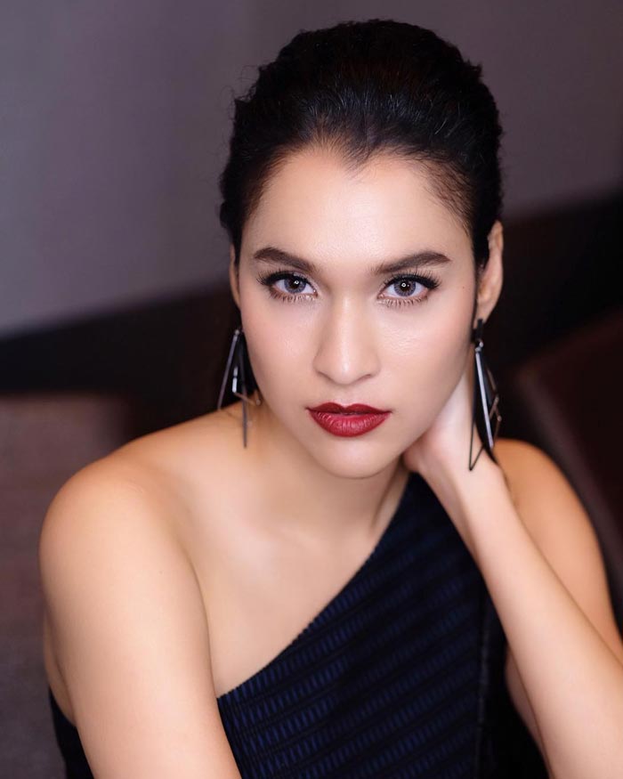 หยาดทิพย์ โจ แม่สาย หยาดทิพย์ โจ แม่สาย