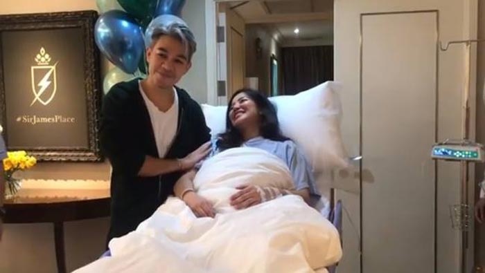 เอมมี่ มรกต คลอดลูก เอมมี่ มรกต คลอดลูก