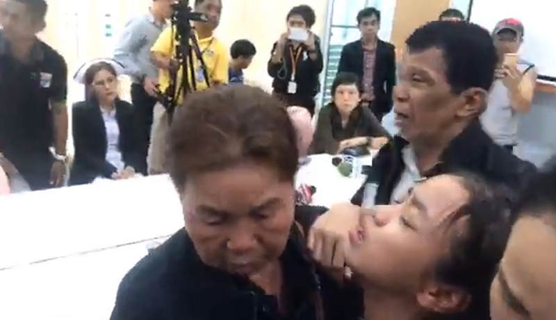 อัจฉริยะ เรืองรัตนพงศ์ อัจฉริยะ เรืองรัตนพงศ์