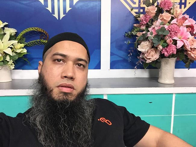 โต ซิลลี่ ฟูลส์ โต ซิลลี่ ฟูลส์