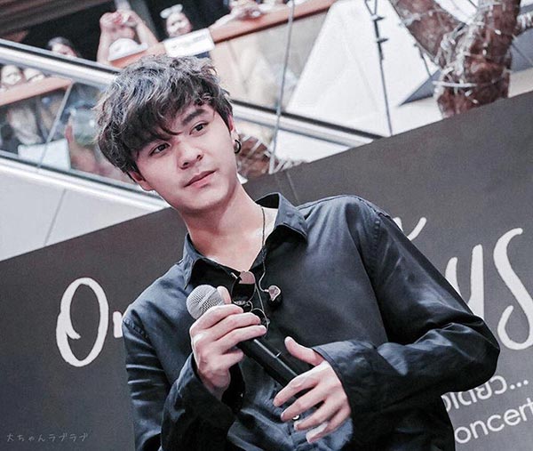 ทอย ธันวา ทอย ธันวา