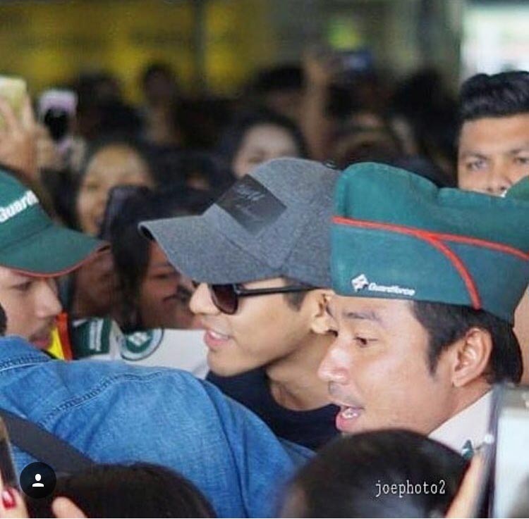 โป๊ป ธนวรรธน์ โป๊ป ธนวรรธน์