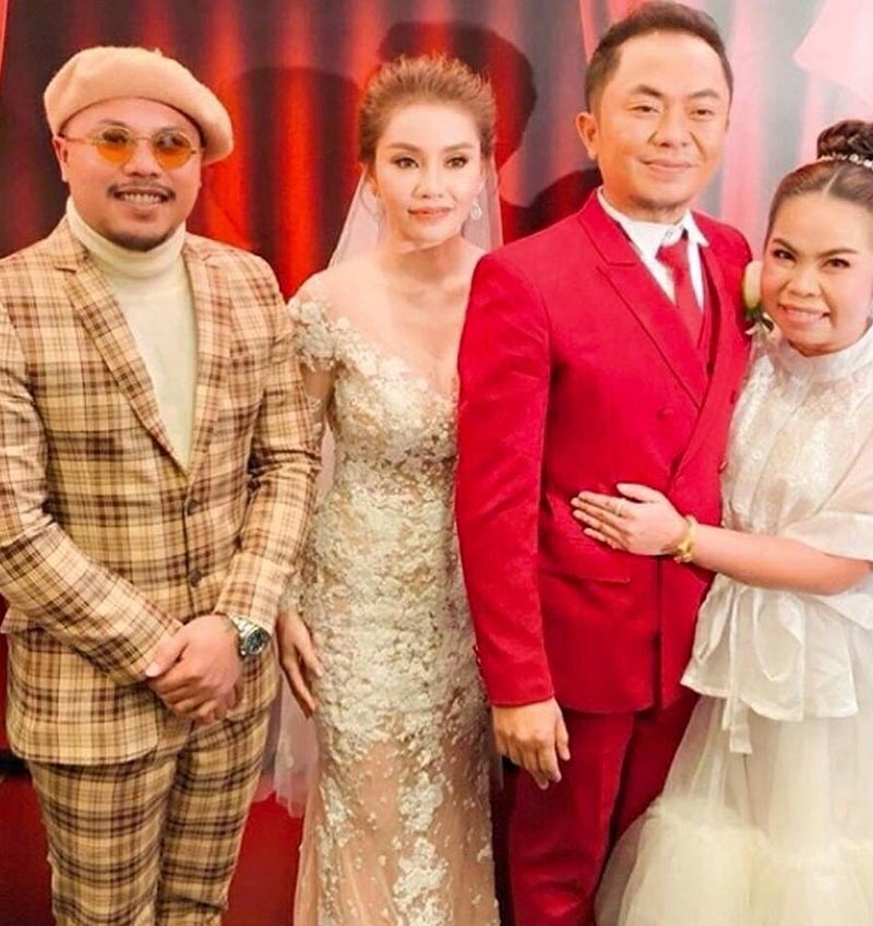 อี๊ด โปงลางสะออน แต่งงาน อี๊ด โปงลางสะออน แต่งงาน