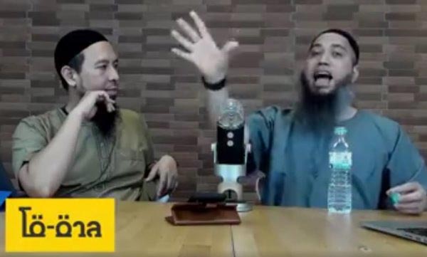 โต ซิลลี่ ฟูลส์ โต ซิลลี่ ฟูลส์