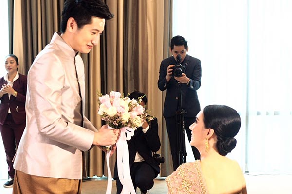 เบนซ์ มณัญญา หมั้น เบนซ์ มณัญญา หมั้น