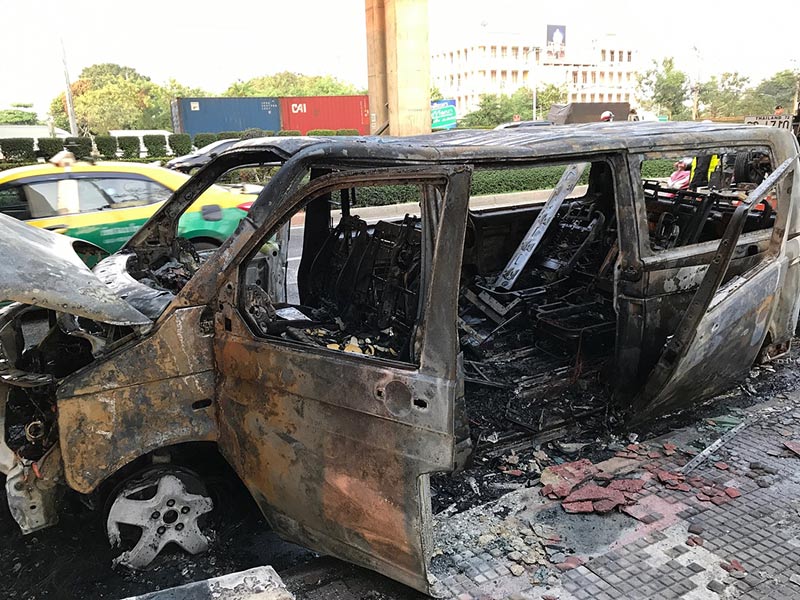 โบ ชญาดา ไฟไหม้รถ โบ ชญาดา ไฟไหม้รถ