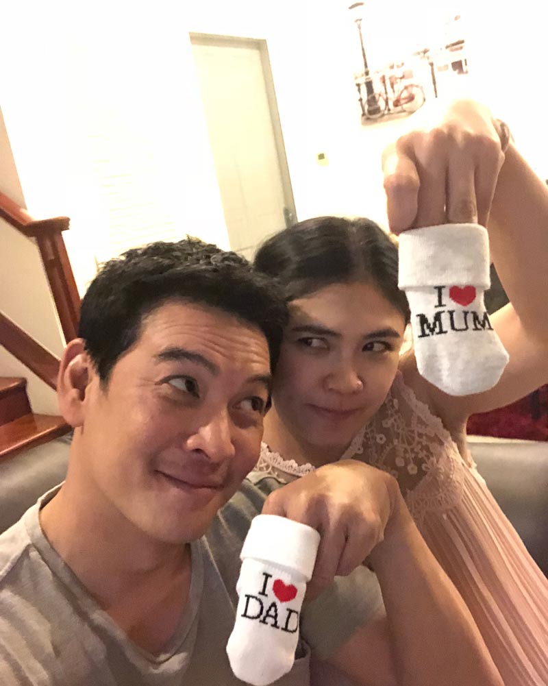 ชาคริต แย้มนาม ชาคริต แย้มนาม