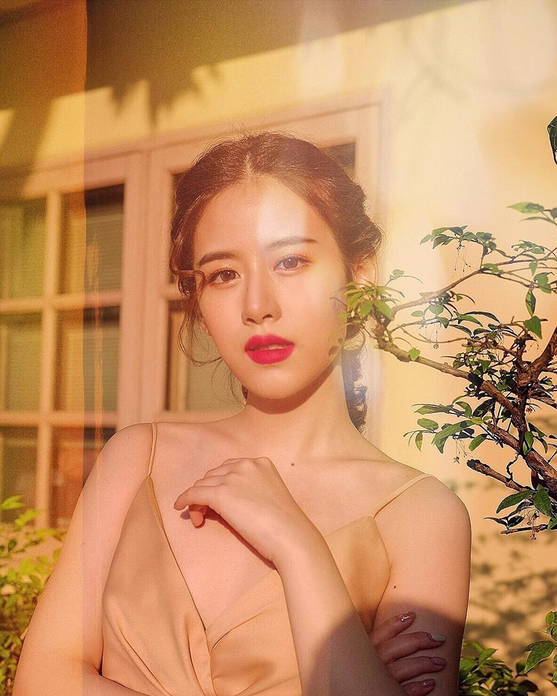 เฟย์ ฟาง แก้ว เฟย์ ฟาง แก้ว