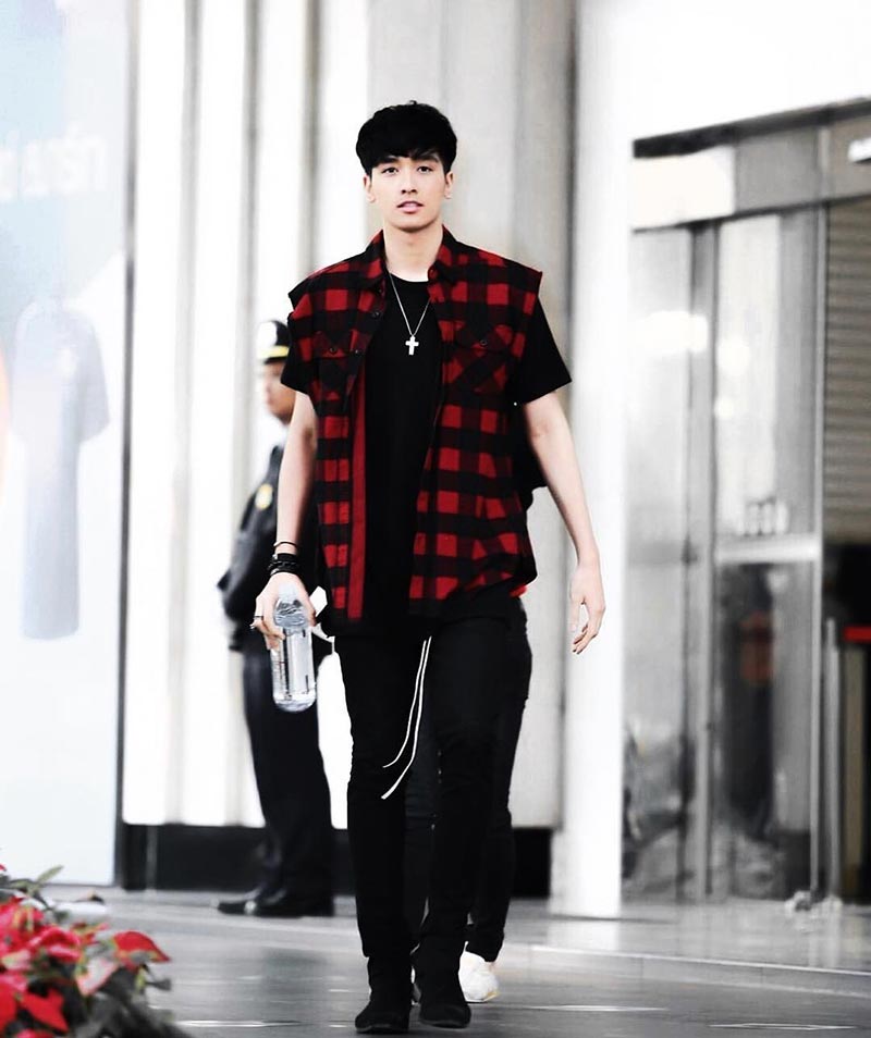 ปราบ ยุทธพิชัย น้องกองทัพ พีค ปราบ ยุทธพิชัย น้องกองทัพ พีค