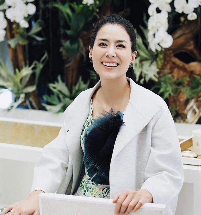 เชอรี่ เข็มอัปสร เชอรี่ เข็มอัปสร