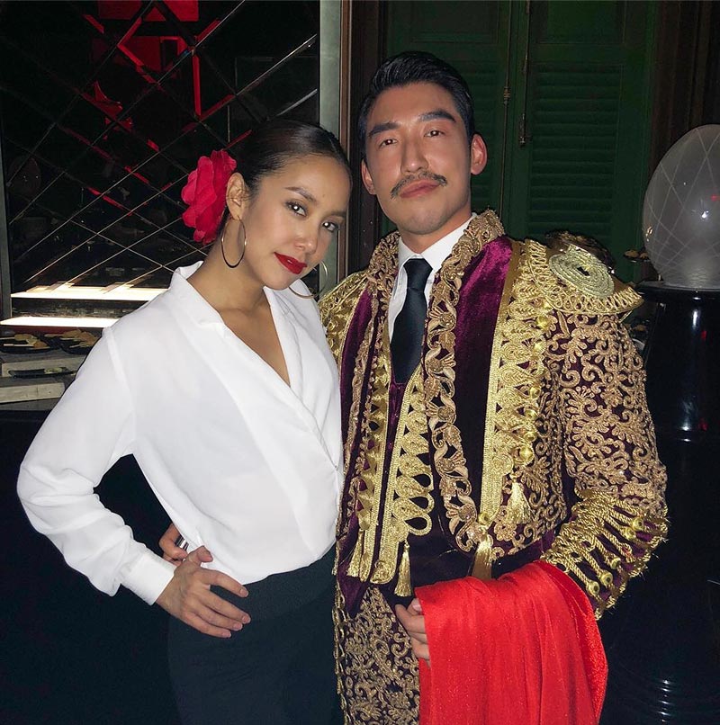 เอมมี่ มรกต เอมมี่ มรกต