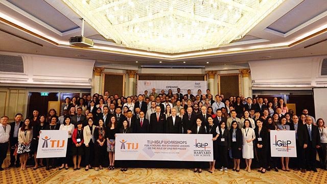 เชอรี่ เข็มอัปสร เชอรี่ เข็มอัปสร