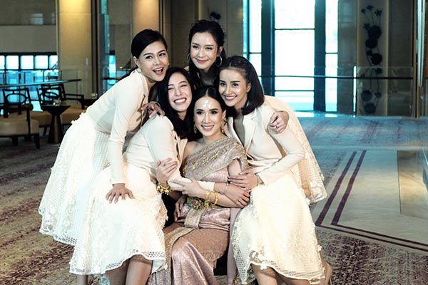 เบนซ์ มณัญญา หมั้น เบนซ์ มณัญญา หมั้น
