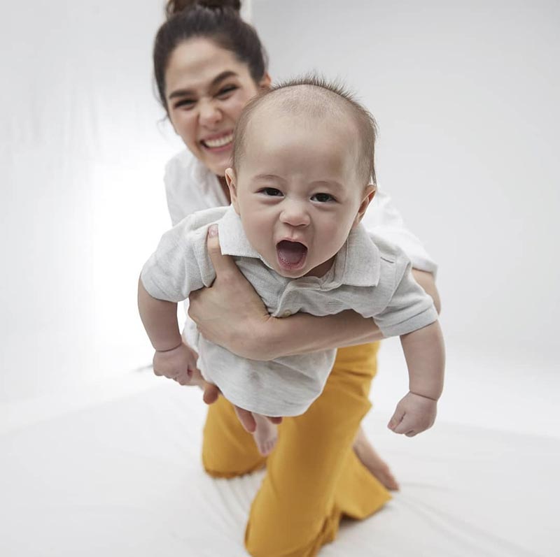 ชมพู่ อารยา ชมพู่ อารยา