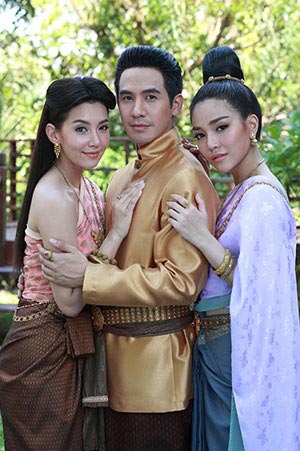 โป๊ป ธนวรรธน์ โป๊ป ธนวรรธน์