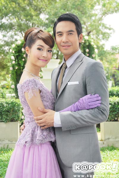 โป๊ป ธนวรรธน์ โป๊ป ธนวรรธน์