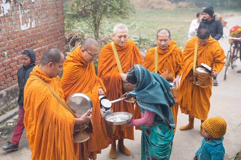 แซม ยุรนันท์ บวช แซม ยุรนันท์ บวช