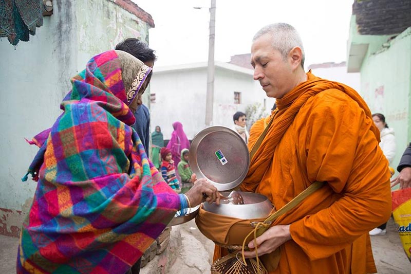 แซม ยุรนันท์ บวช แซม ยุรนันท์ บวช