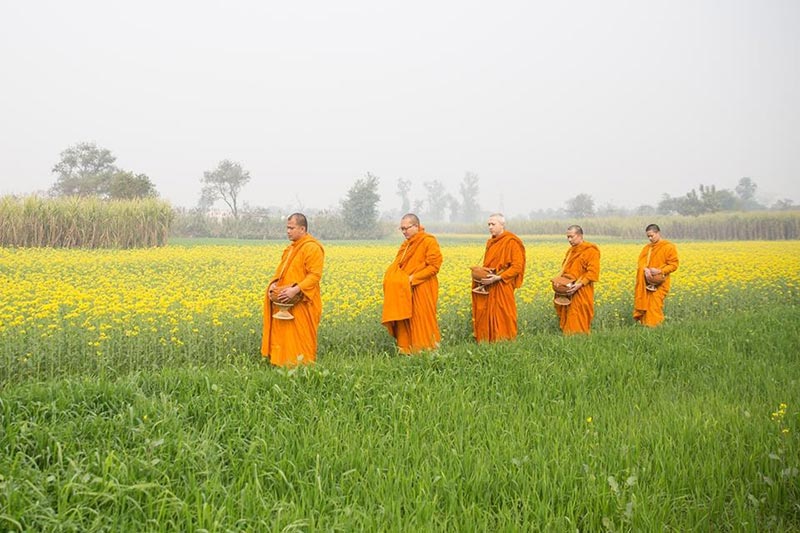 แซม ยุรนันท์ บวช แซม ยุรนันท์ บวช