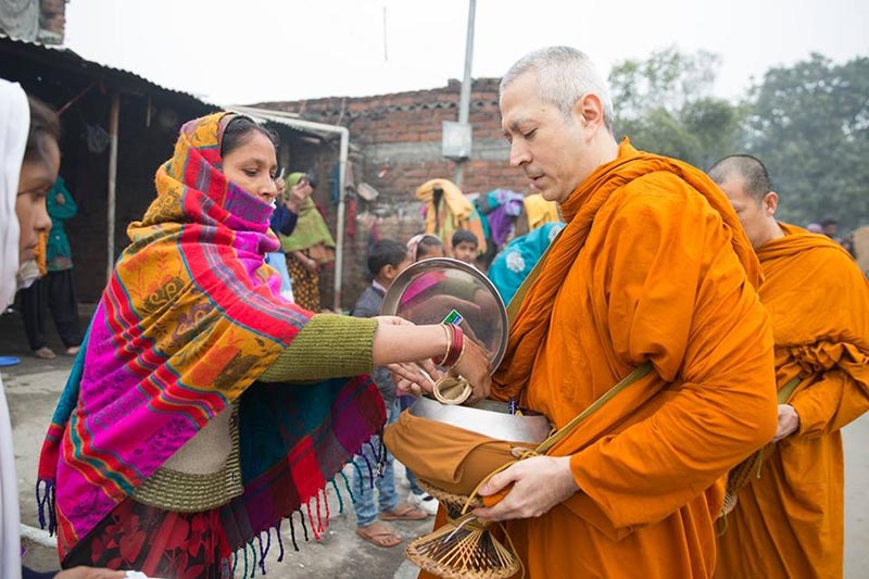 แซม ยุรนันท์ บวช แซม ยุรนันท์ บวช