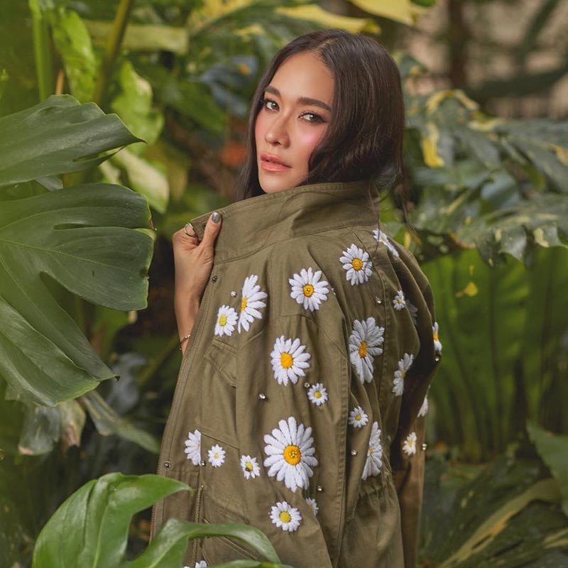 พลอย เฌอมาลย์ พลอย เฌอมาลย์